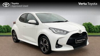 Toyota Yaris 1.5 Hybrid Design 5dr CVT Hybrid Hatchback
